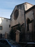 Façana de l'església de Sant Francesc des del carrer Sant Pere